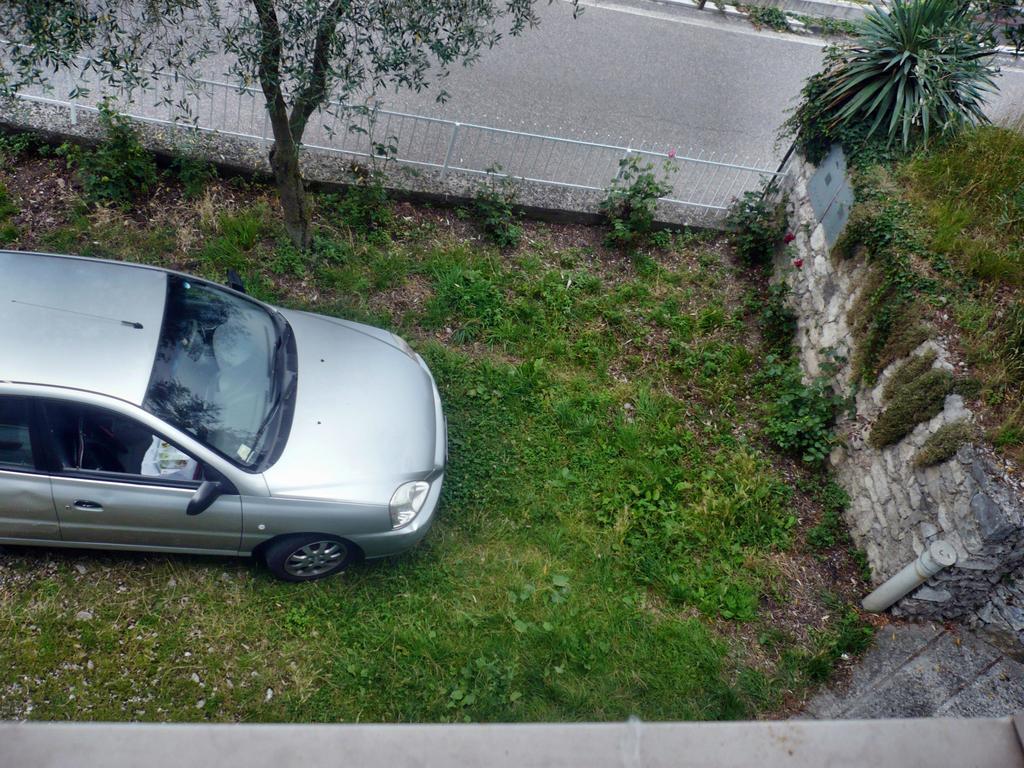 Appartamento Michela Brenzone sul Garda Bilik gambar