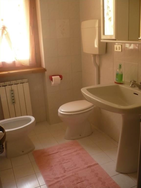 Appartamento Michela Brenzone sul Garda Bilik gambar