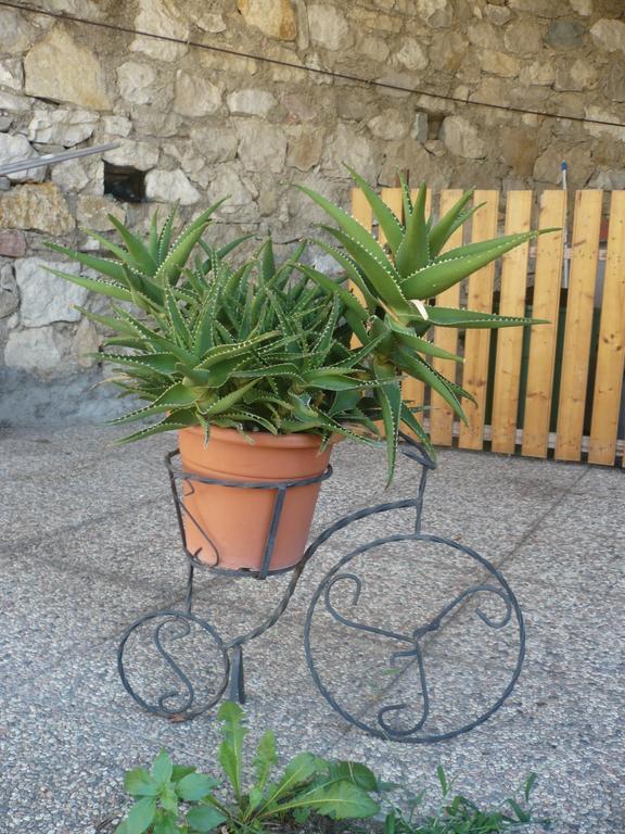 Appartamento Michela Brenzone sul Garda Bilik gambar
