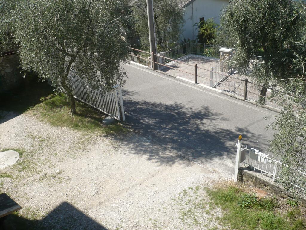 Appartamento Michela Brenzone sul Garda Bilik gambar